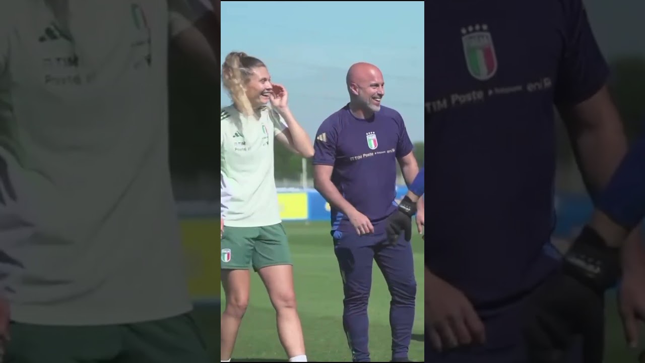 Ogni promessa &egrave; debito! 😄📻 #Nazionale 🇮🇹 #Azzurre #LeAzzurreSiamoNoi