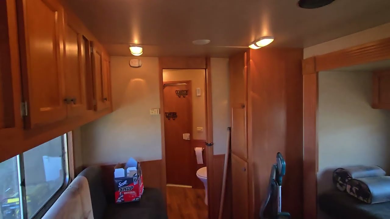 23150