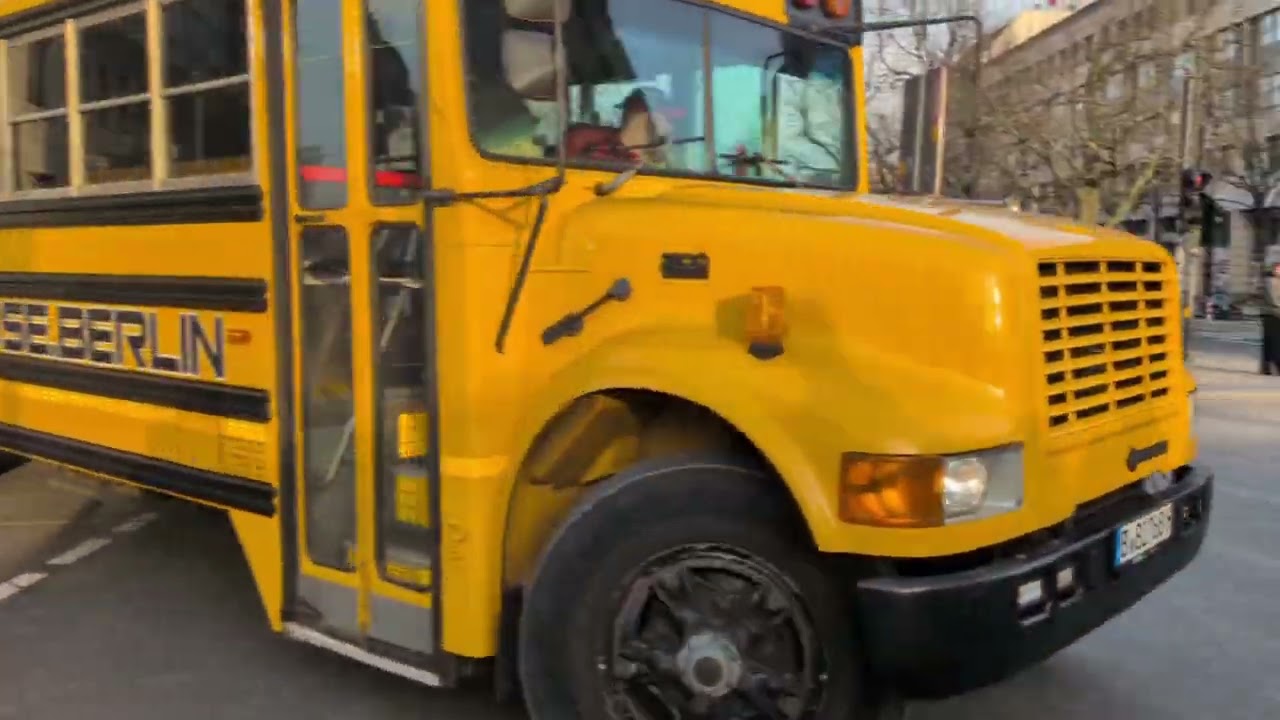 Am Frauentag unterwegs in Berlin - Berliner Dom, Glockengeläut