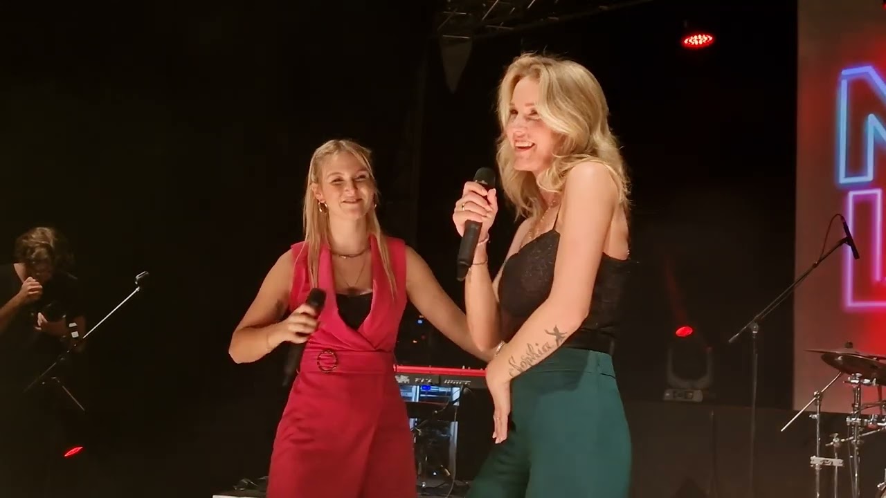 Sonia Liebing & Nadine Ellrich von Neonlicht 