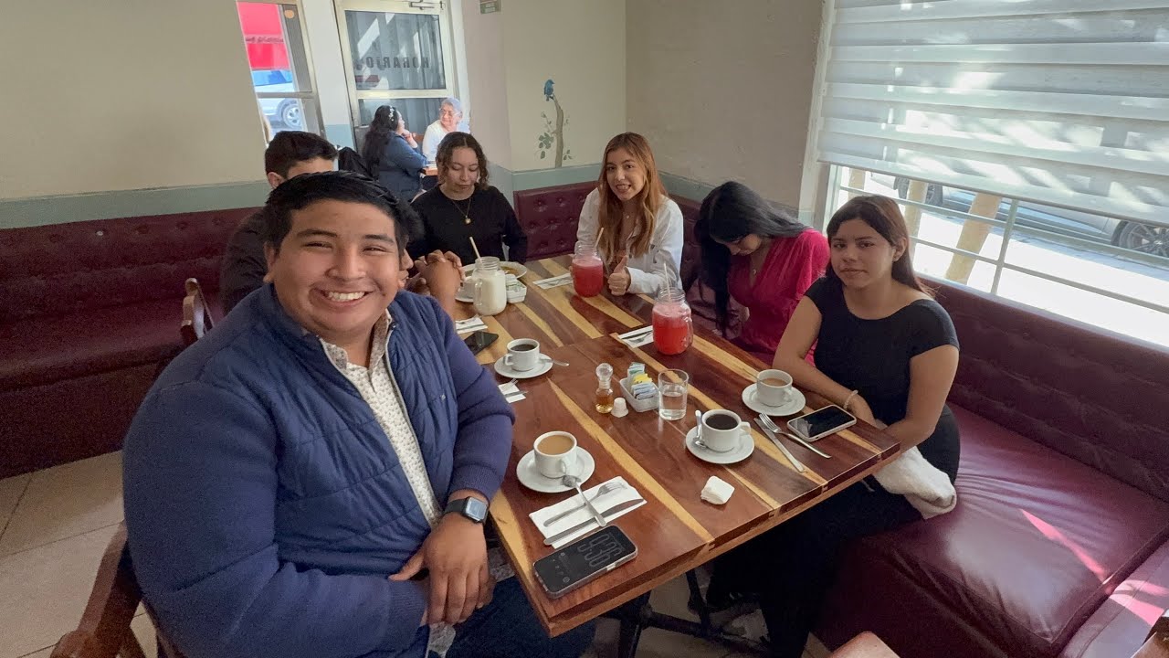 ECONOVLOG #1 | BIRRIA, PIZZA, CHILAQUILES Y MUCHAS RISAS