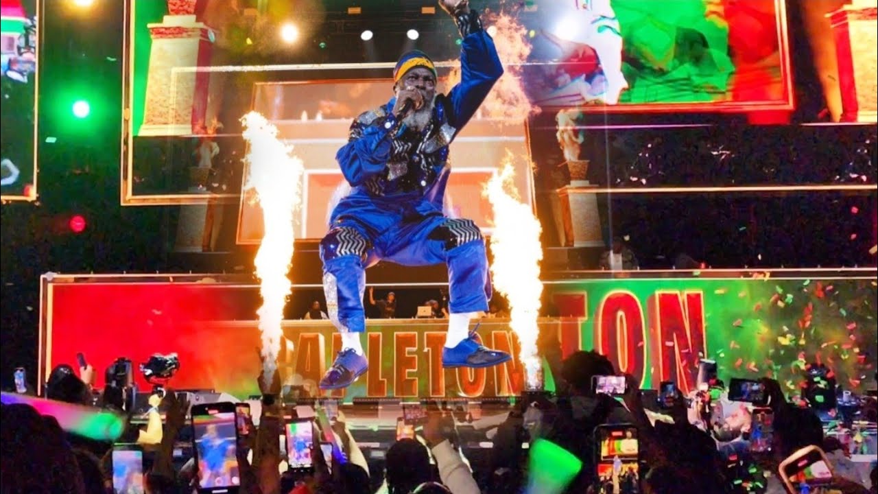CAPLETON TURN UP THE HEAT AT Reggae Fest massive Barclays Center Brooklyn NYC 