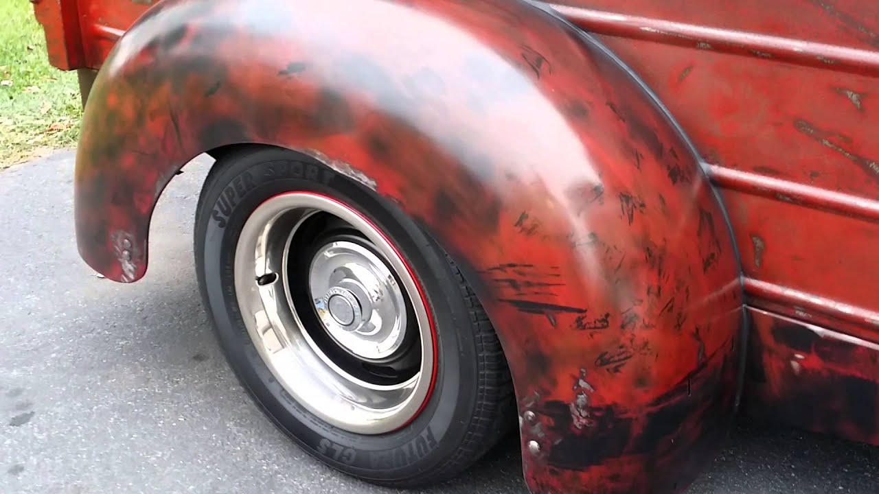 Rat rod 1949 International harvester pickup 5.7 Hemi in rat rod magazine.