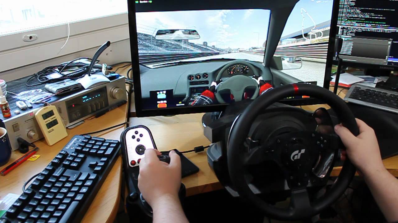 LFS - Thrustmaster T500RS 1080º - Newbie at the wheel