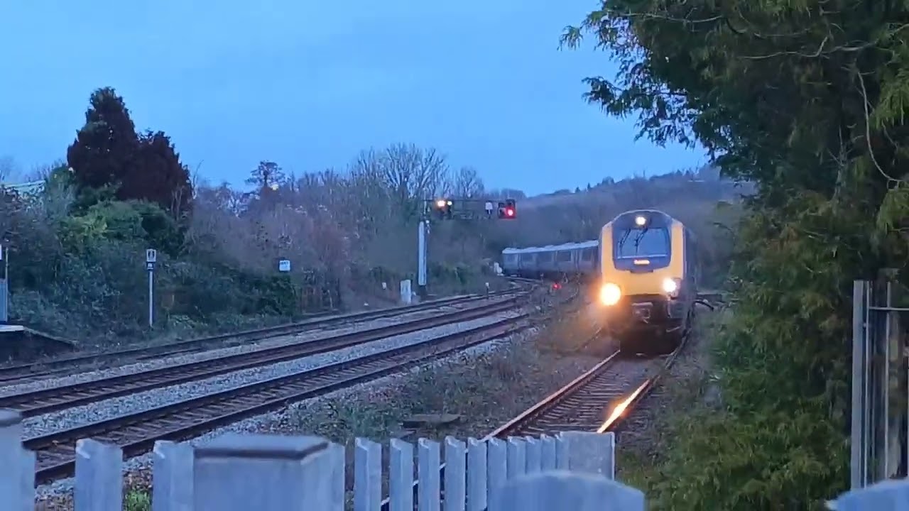 Trains at Totnes 
