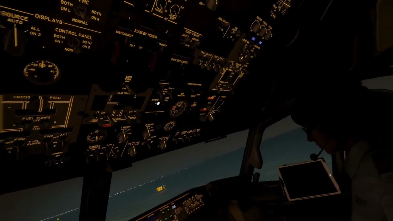 MSFS24 || PMDG737 || TOM658 || LOW VIS || EAST MIDLANDS EGNX || VR 