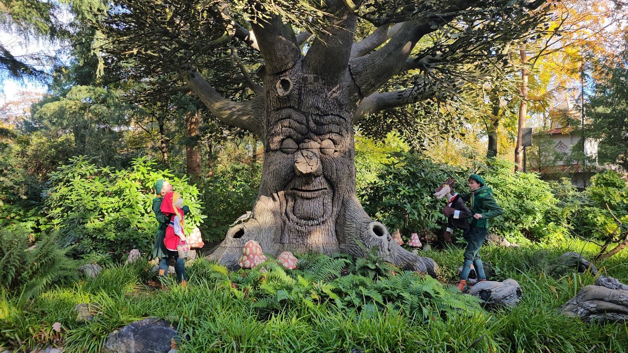 Tijdelijke sprookjesboom show in de Efteling 2023