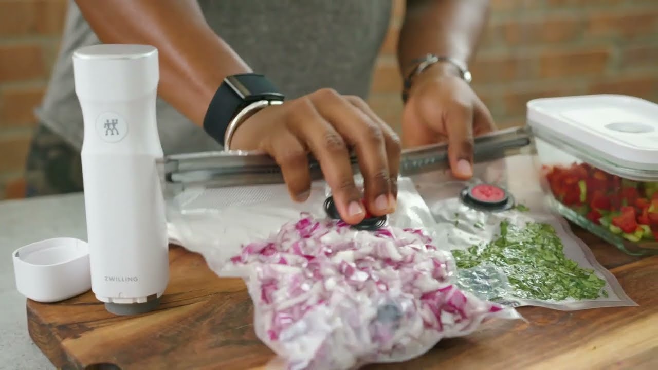 Prepare Vegetables Ahead Of Time With Fresh & Save Vacuum Food Storage System | ZWILLING