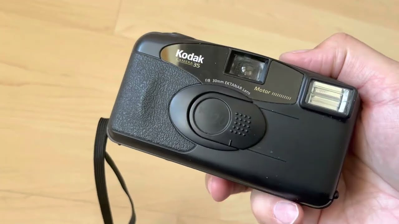 Kodak KB-20 retro 35mm film photo camera test review