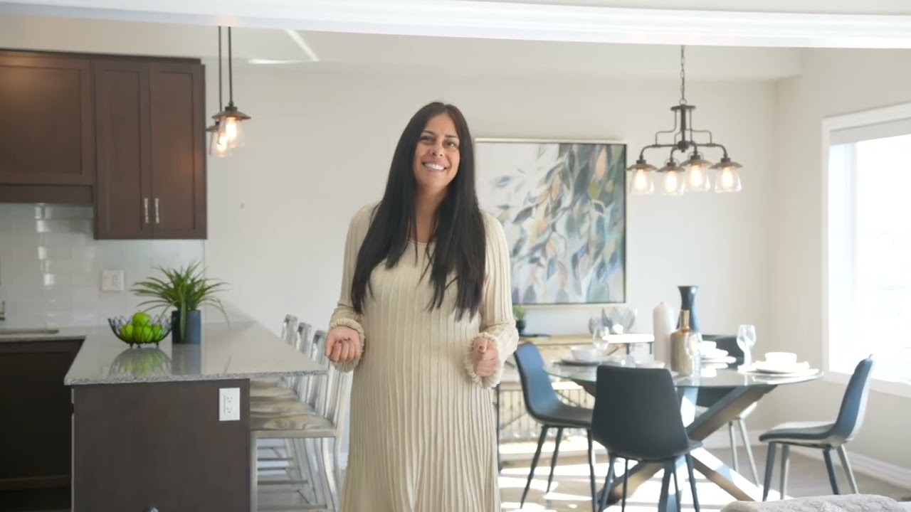 Inside A Beautiful Semi-Detached Home 🏡 | 68 Dominion Cres, St. Davids | Niagara-on-the-Lake Living