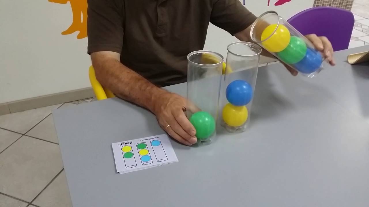 Juego de lógica. Bolas colores
