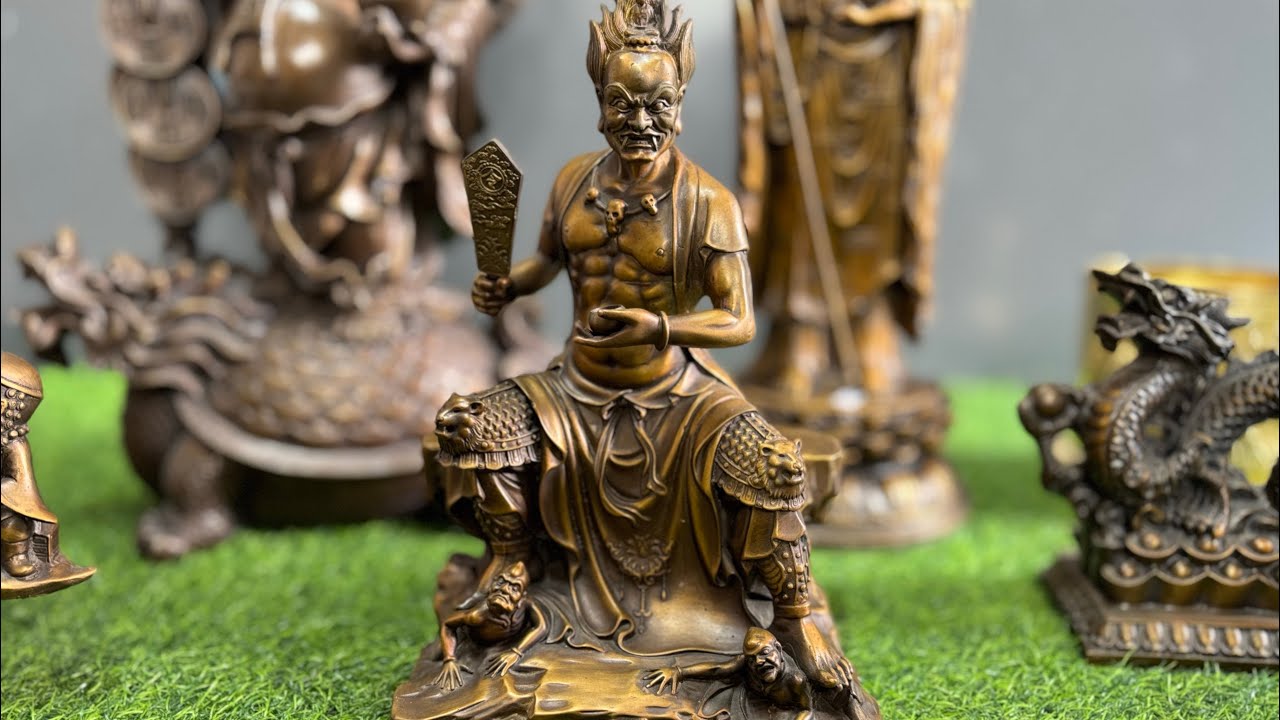 Tôn Tượng Tiêu Diện Đại Sĩ – Tượng Xông Trầm Trấn Trạch Thái Sơn Thạch Cảm Đương