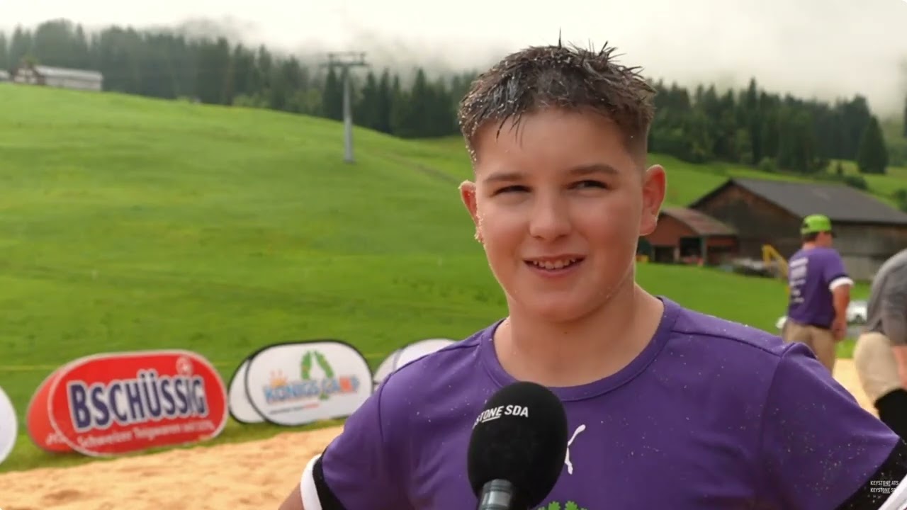 Königscamp 2025: Michael Moser & Fabio Hiltbrunner trainieren 80 Jungschwinger
