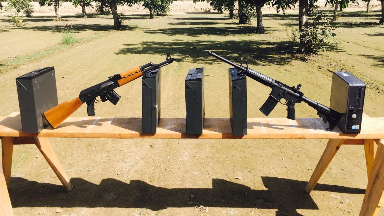 AR-15 против АК-47 | 762 против 556