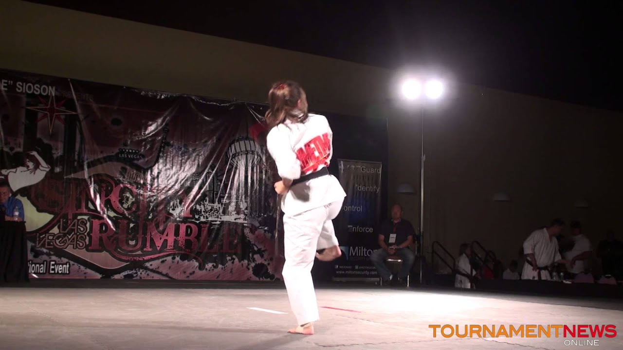 Julia Moreci Adult Traditional Forms and Weapons Grands at the Sin City Rumble 2014