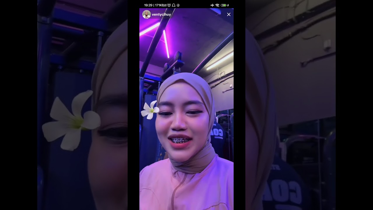 dr.ventycihuy   live tiktok  hijab gym cantikk