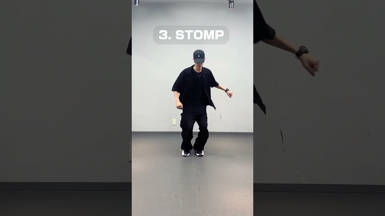 pov: you&rsquo;re learning house dance for beginners 🕺🏻🪩 credits to cotu.house_dance #housedance