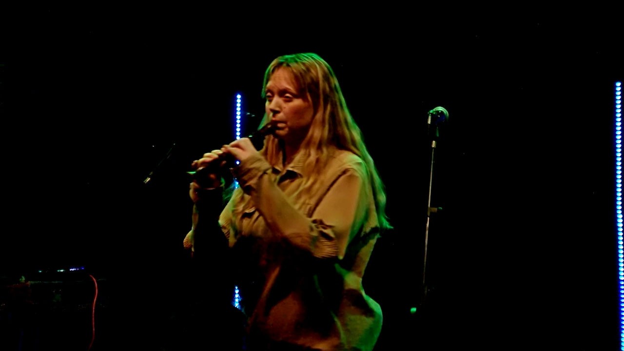 Vilde Tuv - Jeg kommer hjem nå! - Live at Semifinal, Helsinki, Feb. 19, 2026