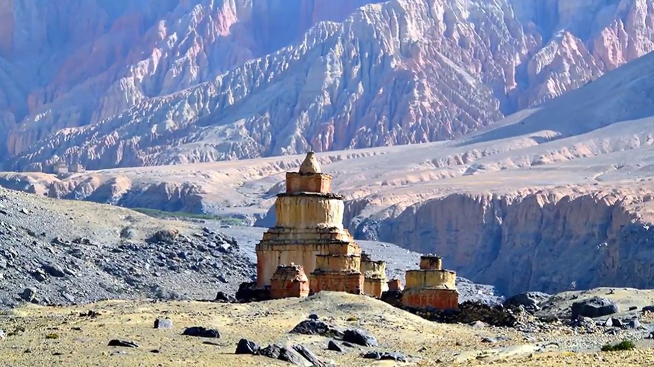 BEAUTIFUL PLEASE IN MUSTANG,NEPAL2018