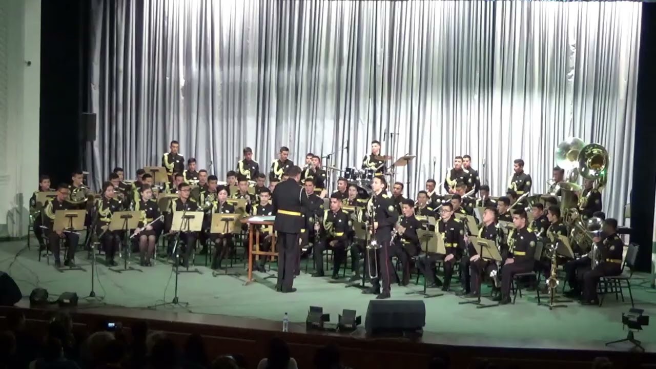 George Gershwin   Summertime. arr. Toshio Mashima. Дирижёр Тимур Мирзаев. Соло  Хамидулло Борлибоев.