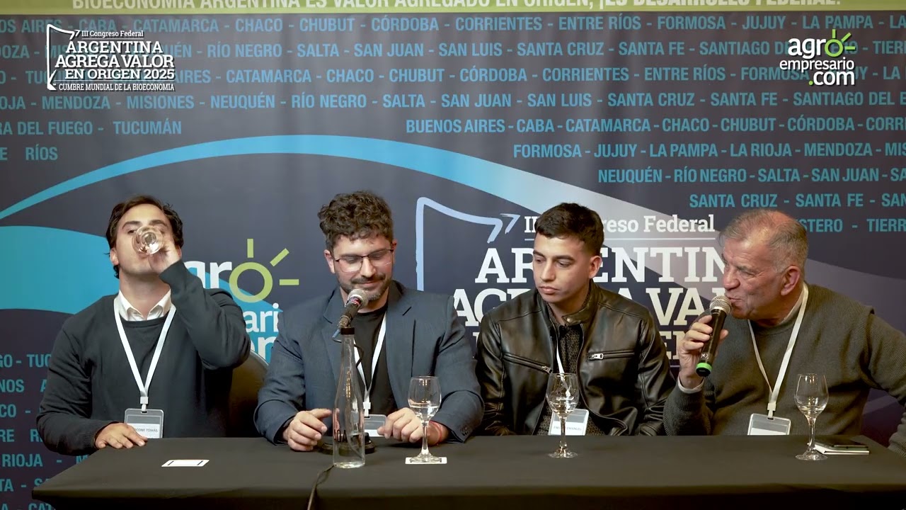 Congreso Bioeconomía - Tomás Marcone, Matías Sack, Emanuel Enecoiz