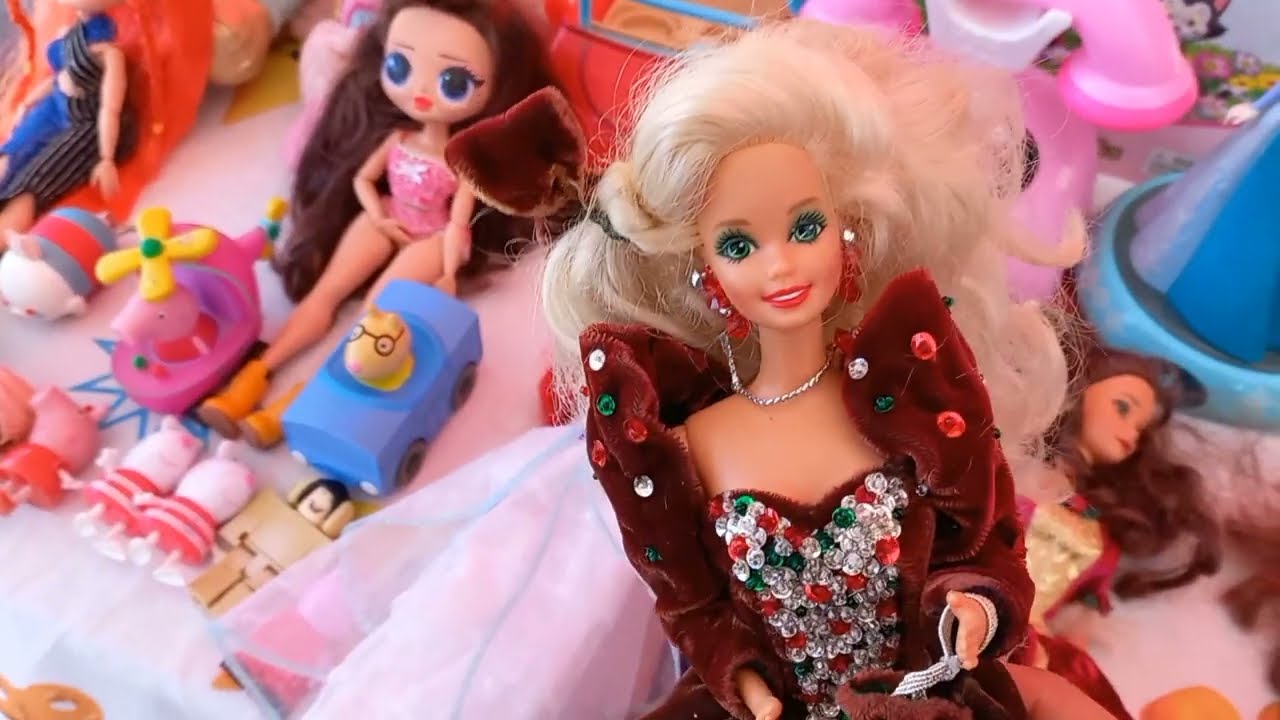 Cacería en el #tianguis  barbies de los 90's