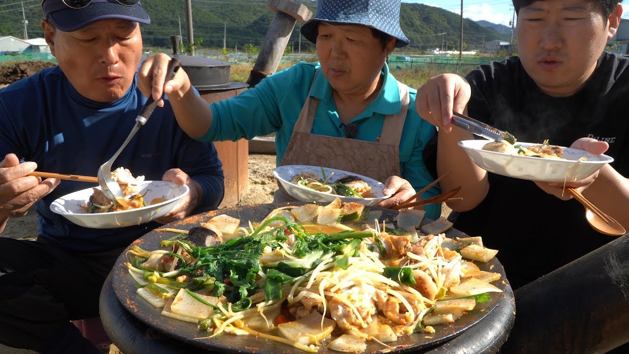 요즘 제철인 아귀로 만든 [[아귀탕(Monkfish Soup)]] 요리&먹방!! - Mukbang eating show