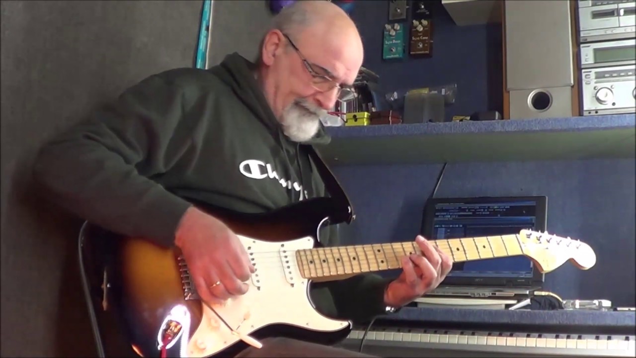 My American special Fender stratocaster, and i...