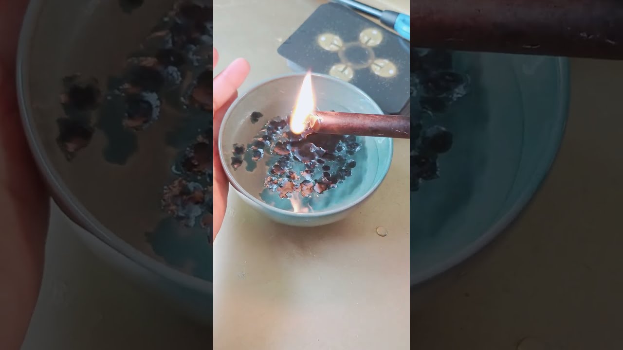 Гадание по восковым свечам в новолуние: послания для вас 🙌💫