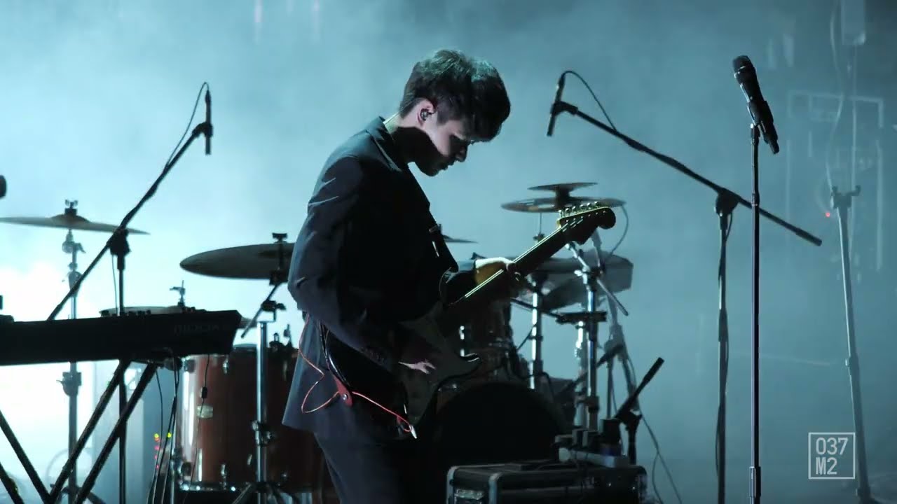 220510 THE TOYS - ก่อนฤดูฝน (Before rain) @ The Guitar Mag Awards 2021 [Fancam 4K 60p]