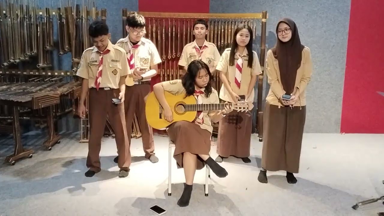 Pembelajaran Musikalisasi Puisi Kelas XI