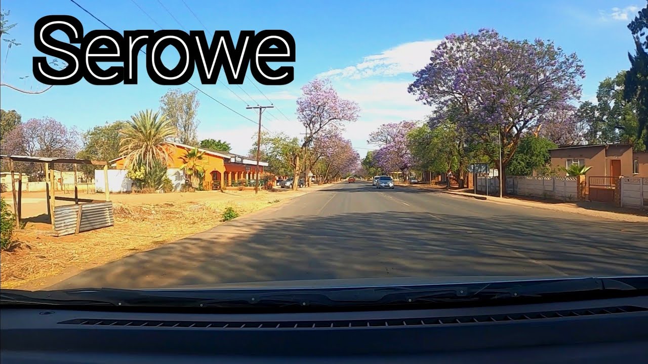 Driving through Serowe village ìn Botswana.  Ga-MmaBesi-a-Kgama!