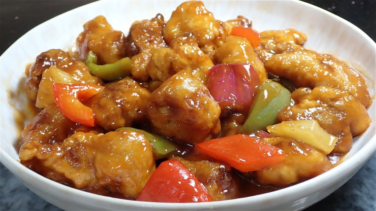 Sweet and Sour Pork (咕噜肉) with a fun ingredient! | Grab Some Oil