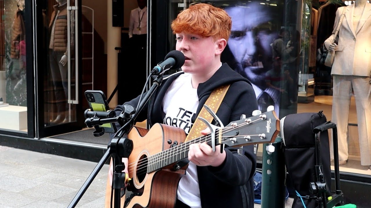 Iris - (The Goo Goo Dolls) Beautifully Performed by Fionn Whelan.