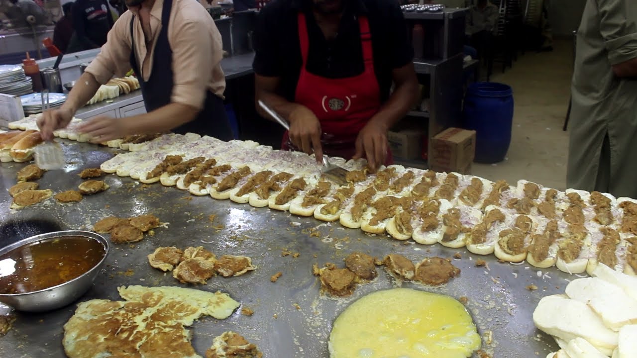 Pakistan's Fastest Burger Making | Ultimate Double Anda Bun Kabab in Triple Layer | Street Food