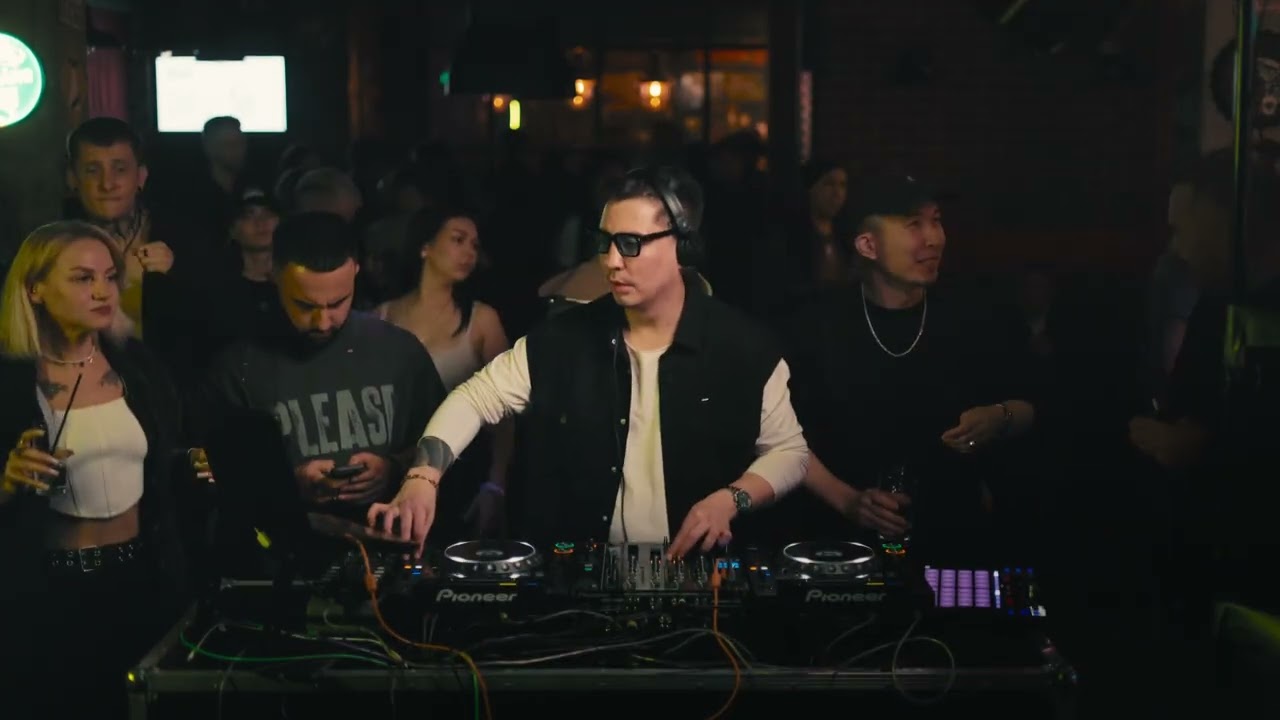 UNDERGROUND DJ SET 2025 &bull; JAZY D  &bull; HOUSE, UK, ASTANA BAR WIEN