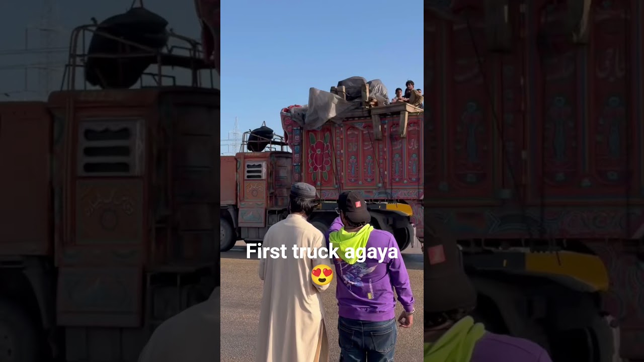 First truck 2026 unloading😍 #mandi #unloading #cow