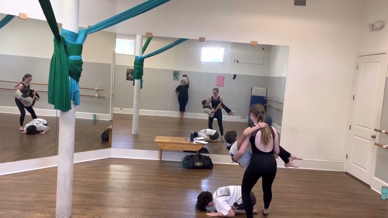 Intermediate Modern - 2022 spring recital rehearsal