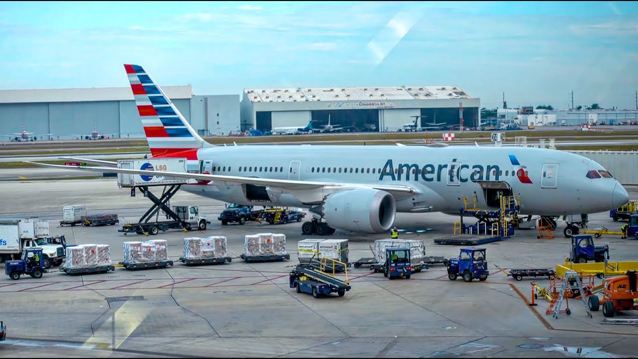American Airlines Boeing 787-8 / Miami to Dallas Ft. Worth Plus Visit to CR Smith Museum / 4K Video