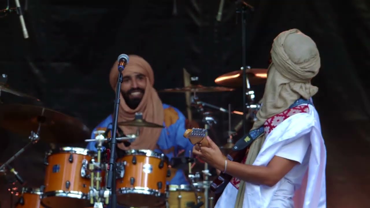 Tigadrine - Habibo Allahi - Music from Sahara