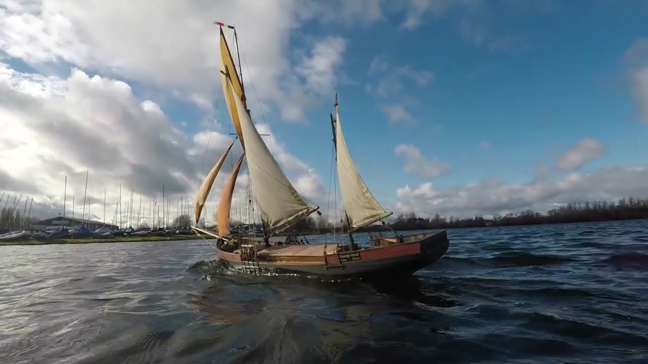 RC Scale sail, Severn Trow, sailing in winter. 