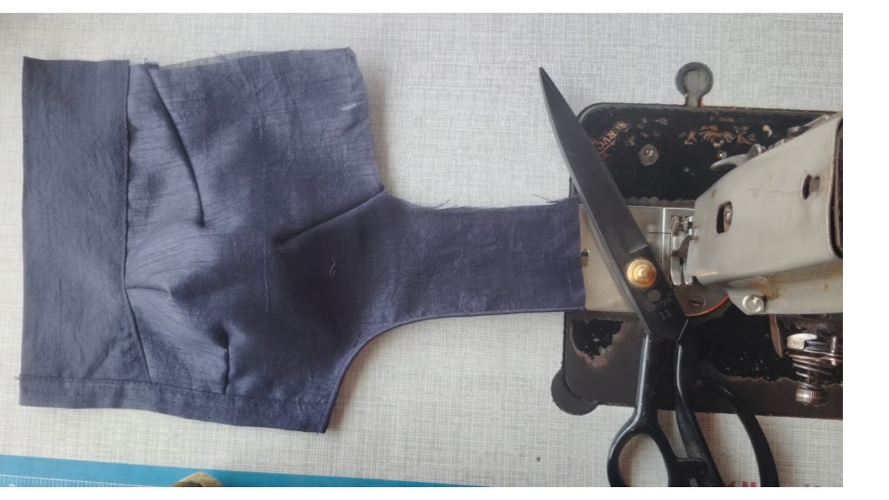 32-32 Size 4 Tukes Belt Blouse Cutting & Stitching | Very Easy Trick | Perfect Fitting Blouse