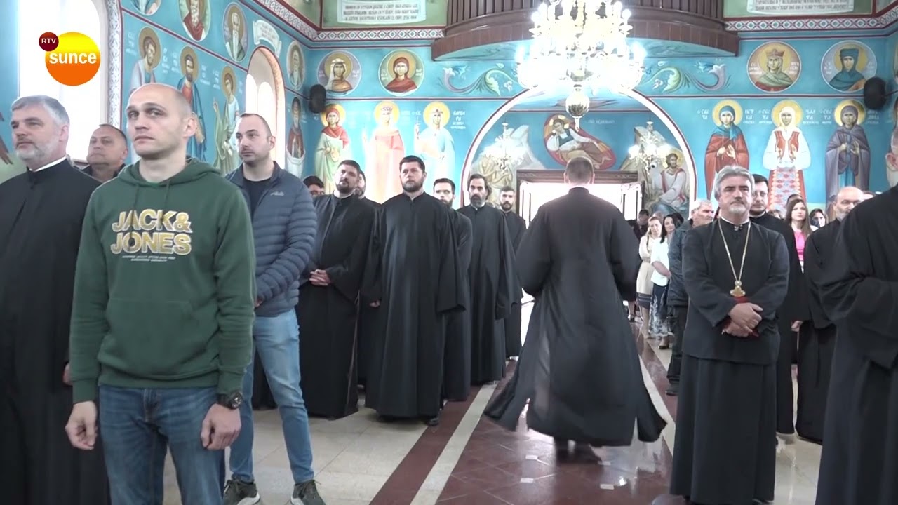 Slava Eparhije šumadijske obeležena u hramu Petra i Pavla u Arandjelovcu