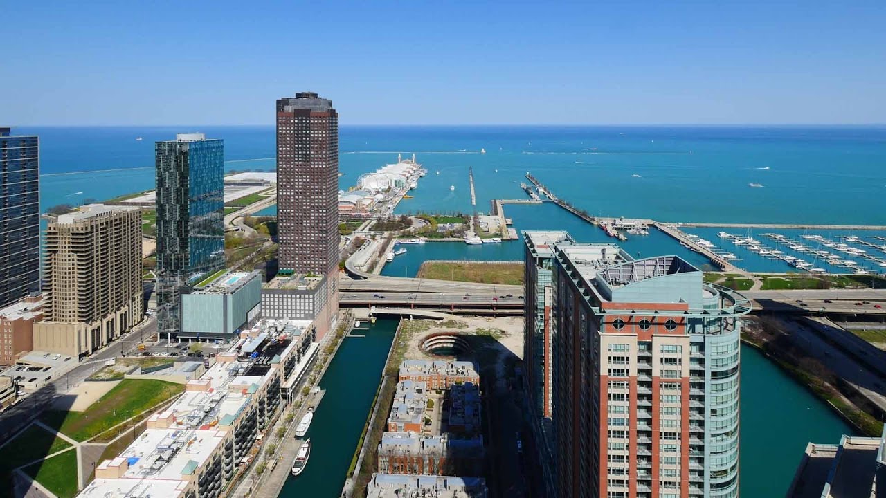 In Streeterville, a North Water penthouse with panoramic lake views