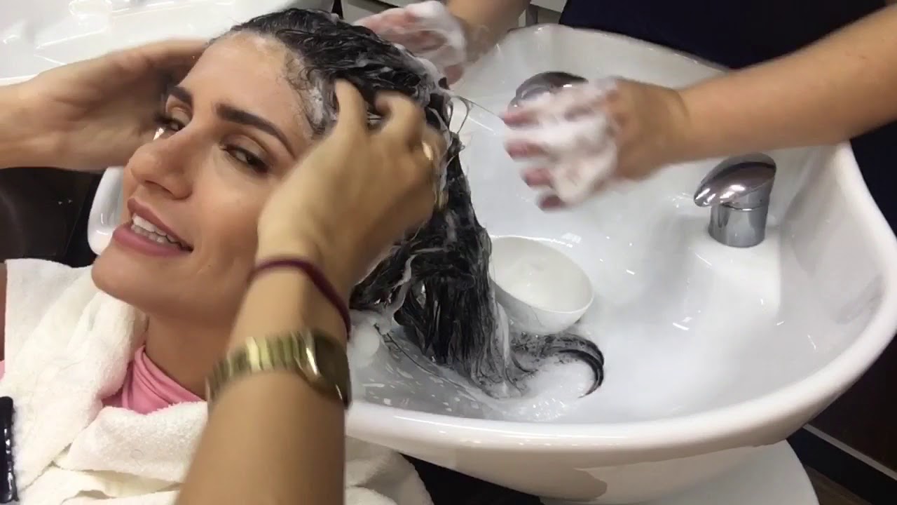 Conheça a melhor maneira de lavar os cabelos segundo o Spa Deia e Renata