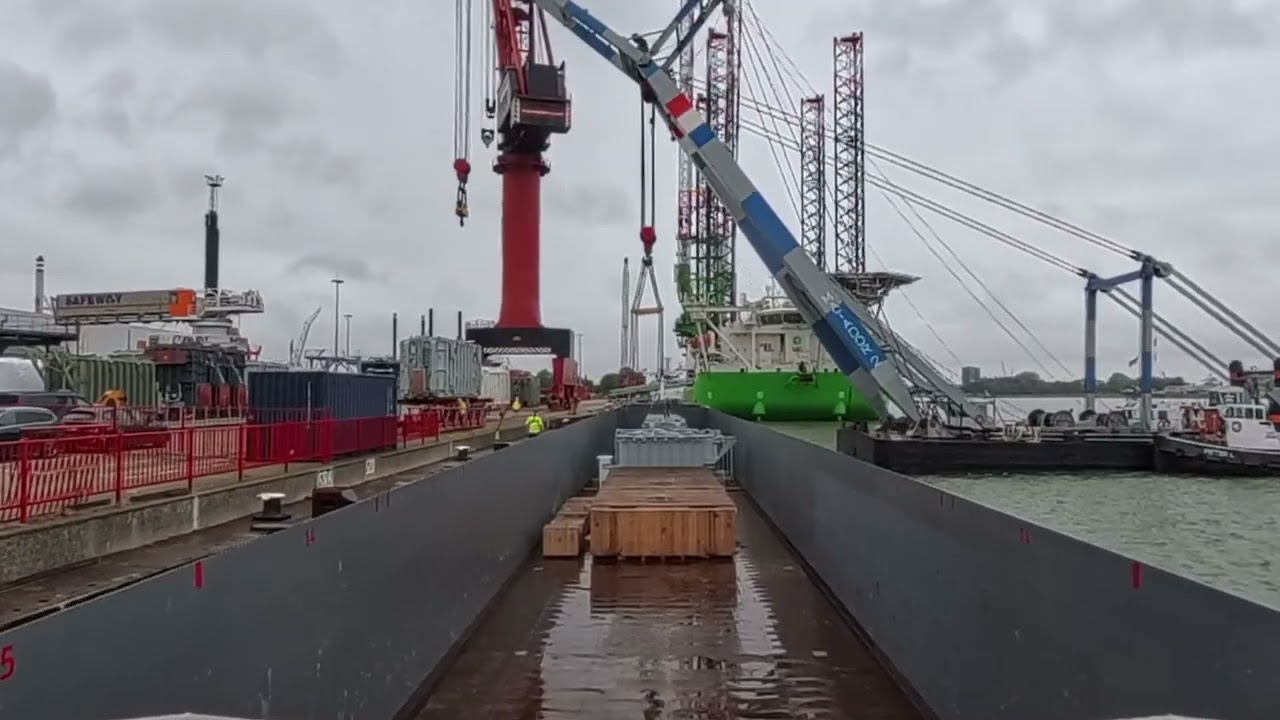 Lossen in Rotterdam en dan naar Antwerpen.