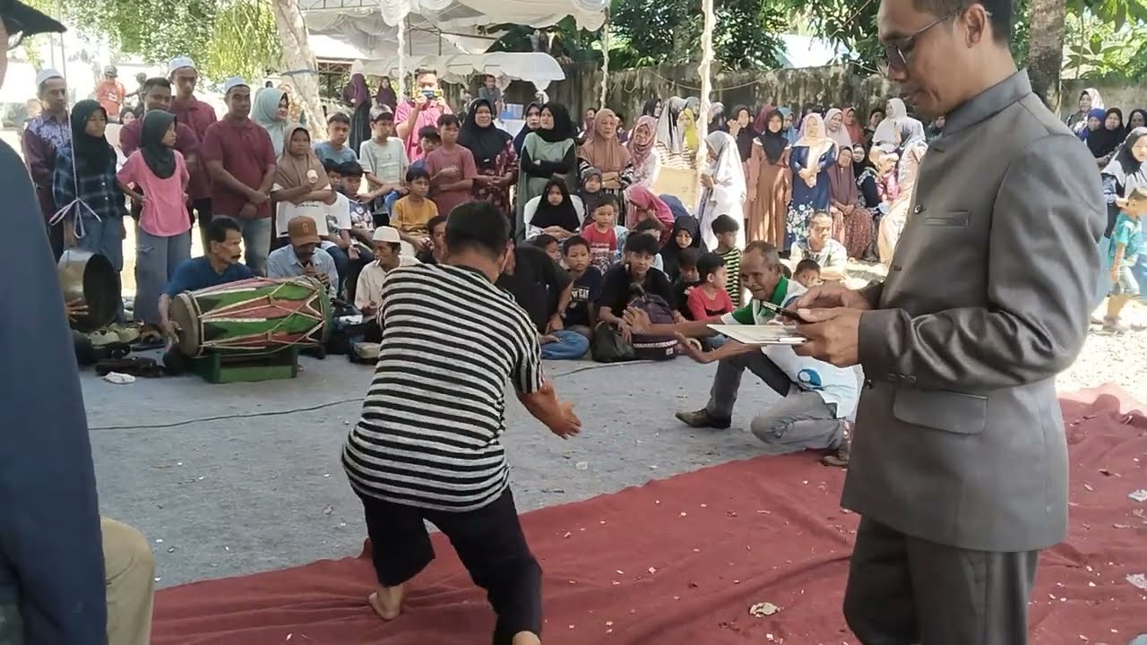 Atraksi silat kuntau diacara pernikahan