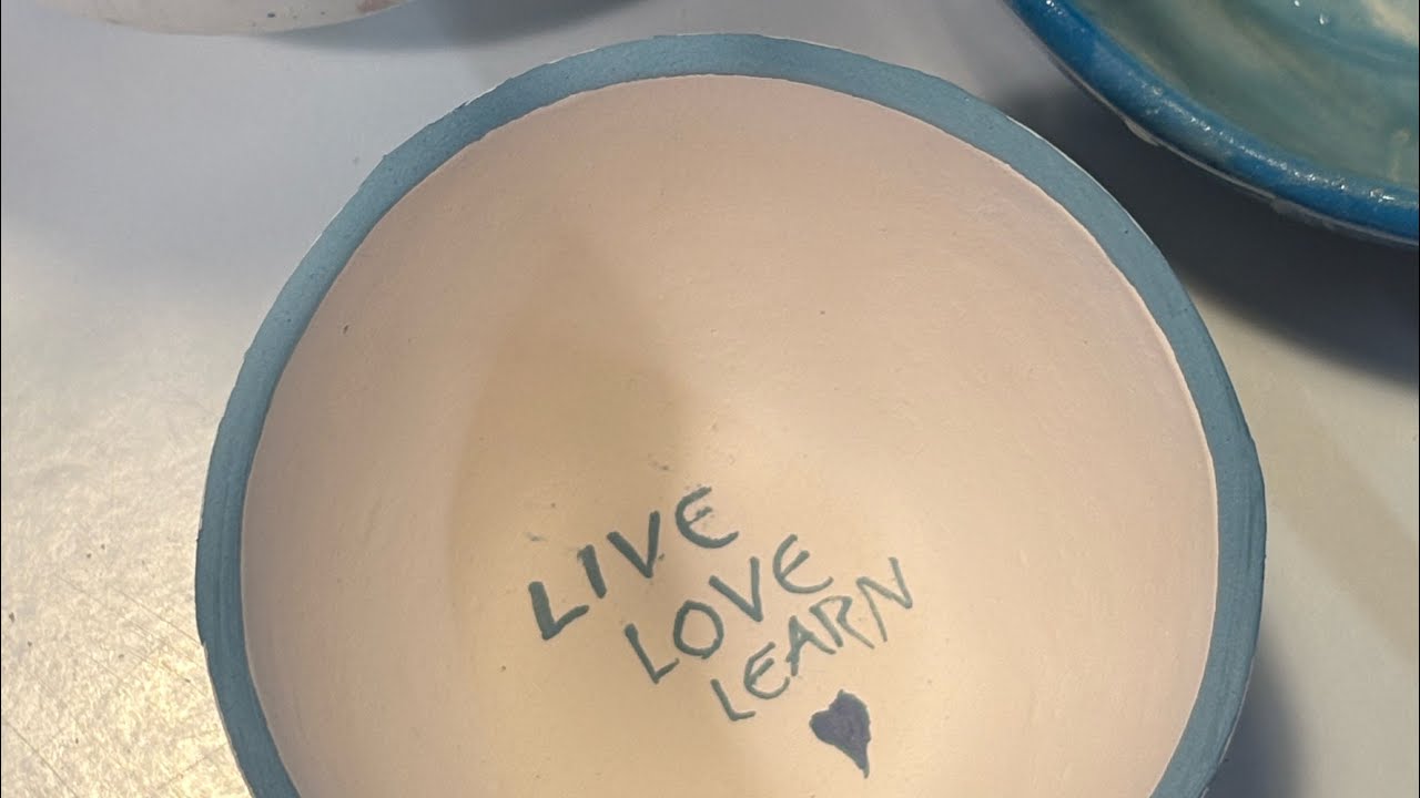 Taza  decorada personalizada hecha a mano Lia 1/20 
