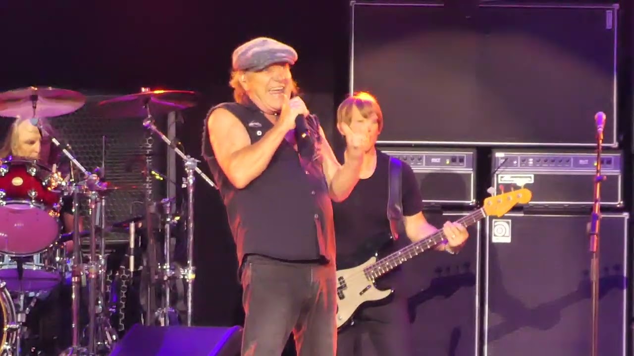 AC/DC - You Shook Me All Night Long, 26.6. 2025, PRAHA - Letňany (CZE) 6/10