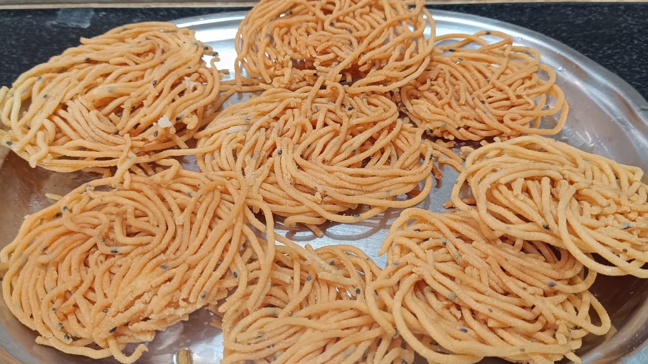 1கப் உளுந்து வைத்து உடனடி மொறு மொறு முறுக்கு / Murukku Receipe in Tamil / Murukku